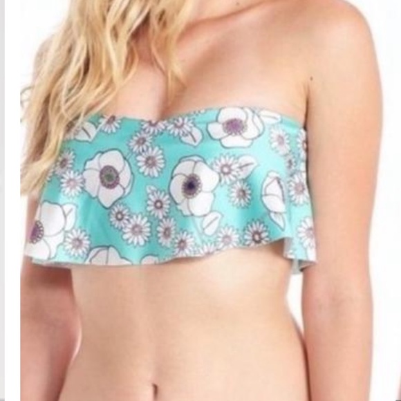 Final Price!!!!. WildFox Swim NWT Women’s Flutter Emerald Top XS - Picture 2 of 10